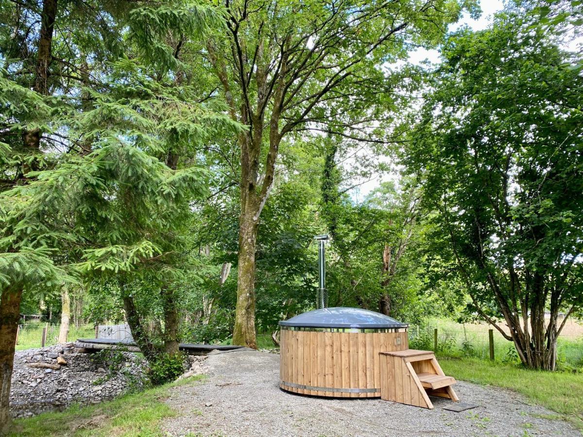 River View Glamping Hotel Llandovery Bagian luar foto