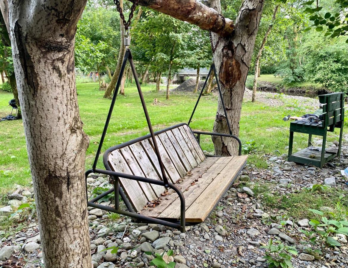 River View Glamping Hotel Llandovery Bagian luar foto