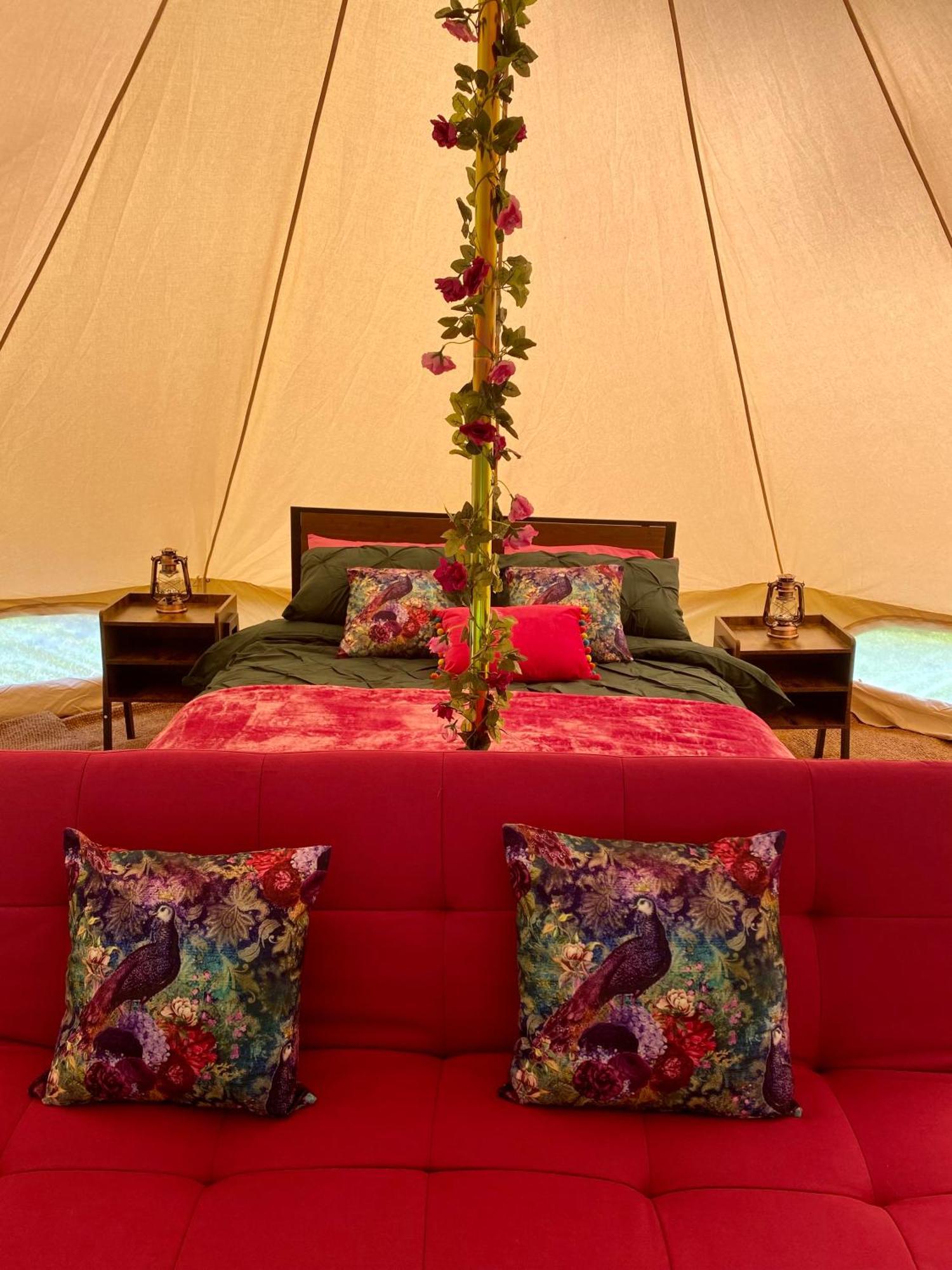 River View Glamping Hotel Llandovery Bagian luar foto